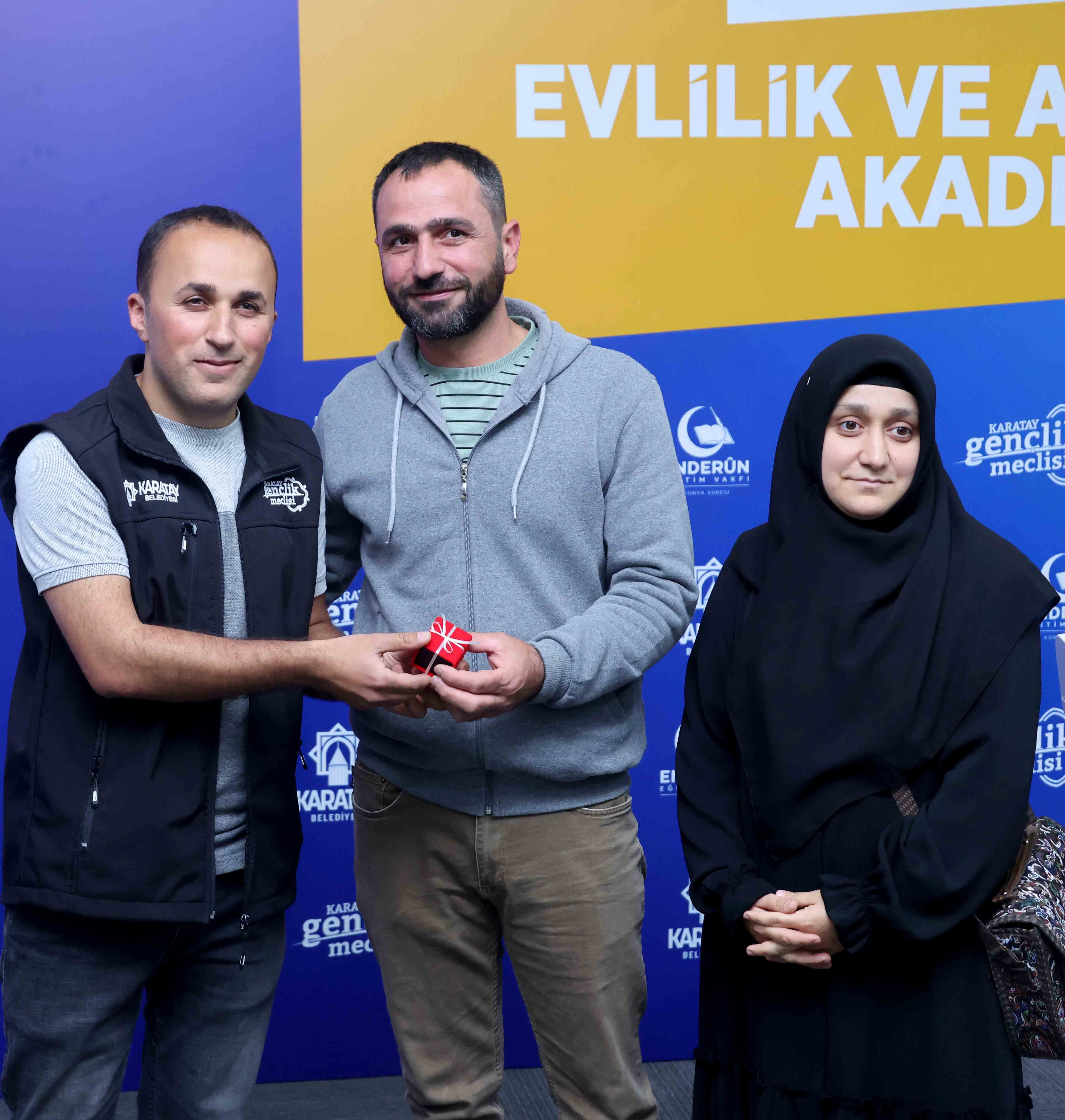 Ai̇le Semi̇neri̇ (7)