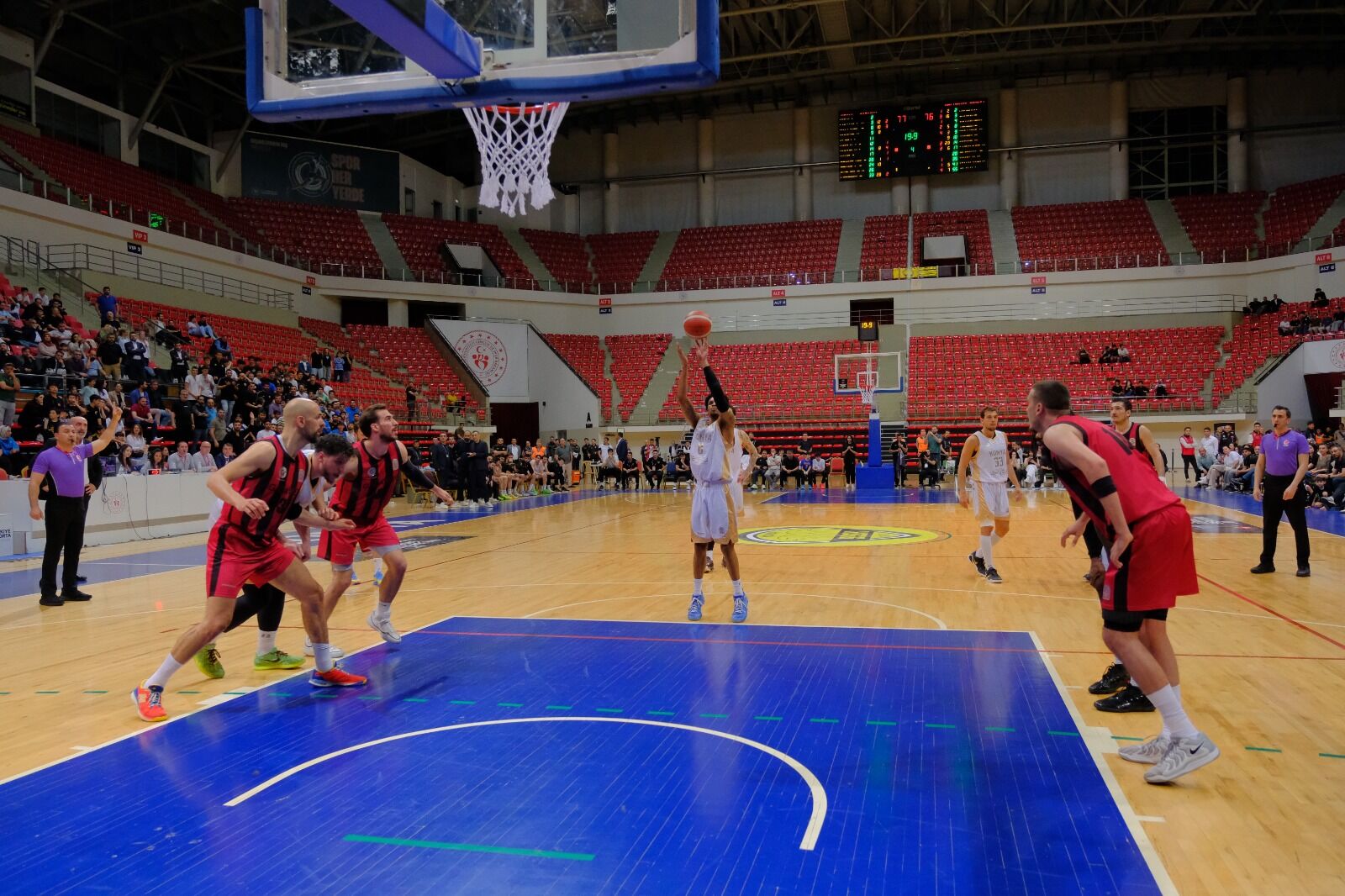 Konya Büyükşehir Belediyespor Basket (2)