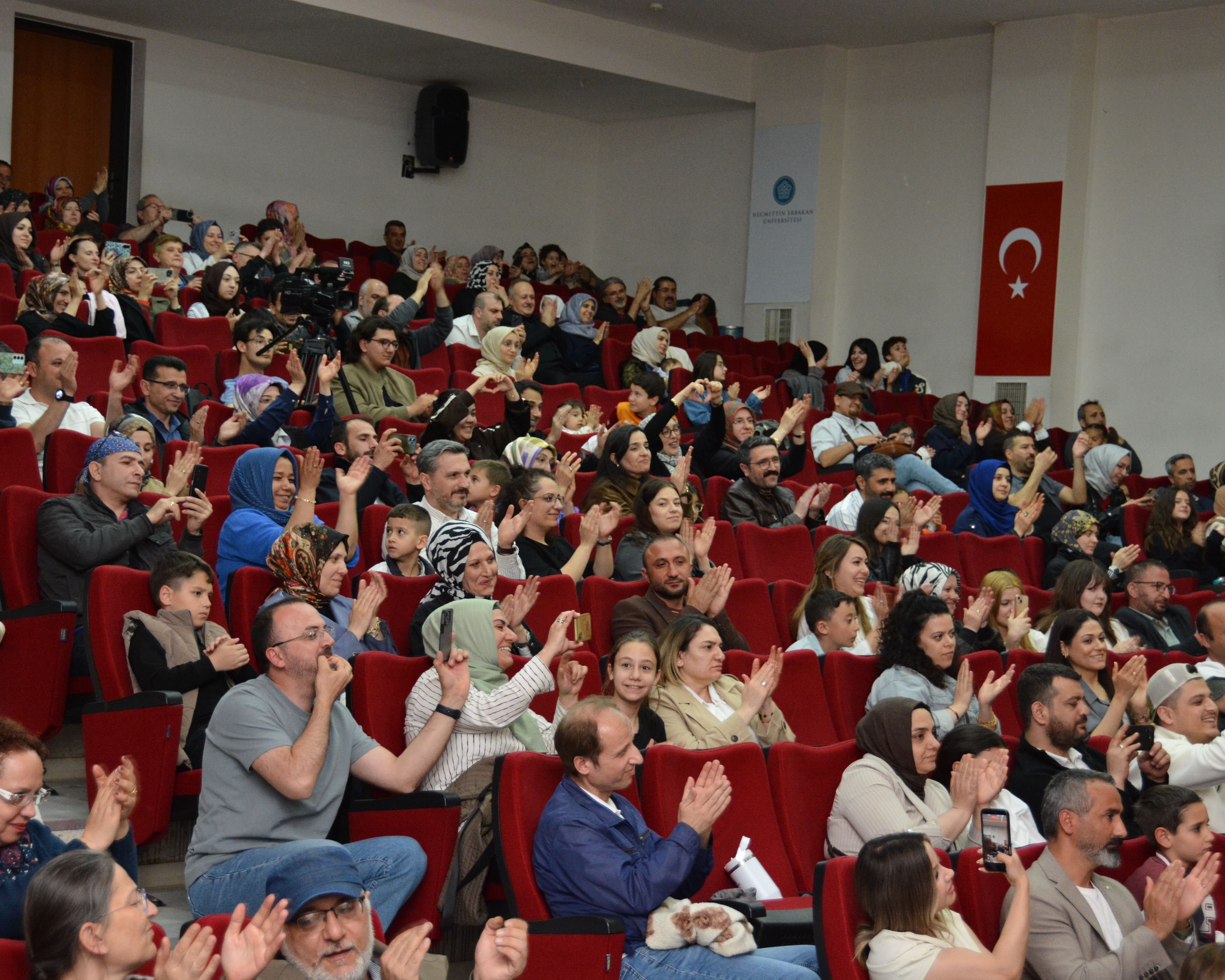 Neü’de Duygu Dolu Çocuk Korosu Konseri (1)