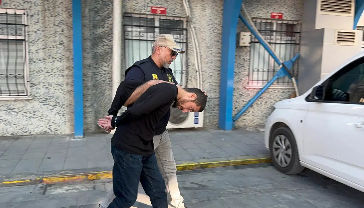 Dn Cb Deasin Sozde Sorumlularindan Kazanci Tutuklandi