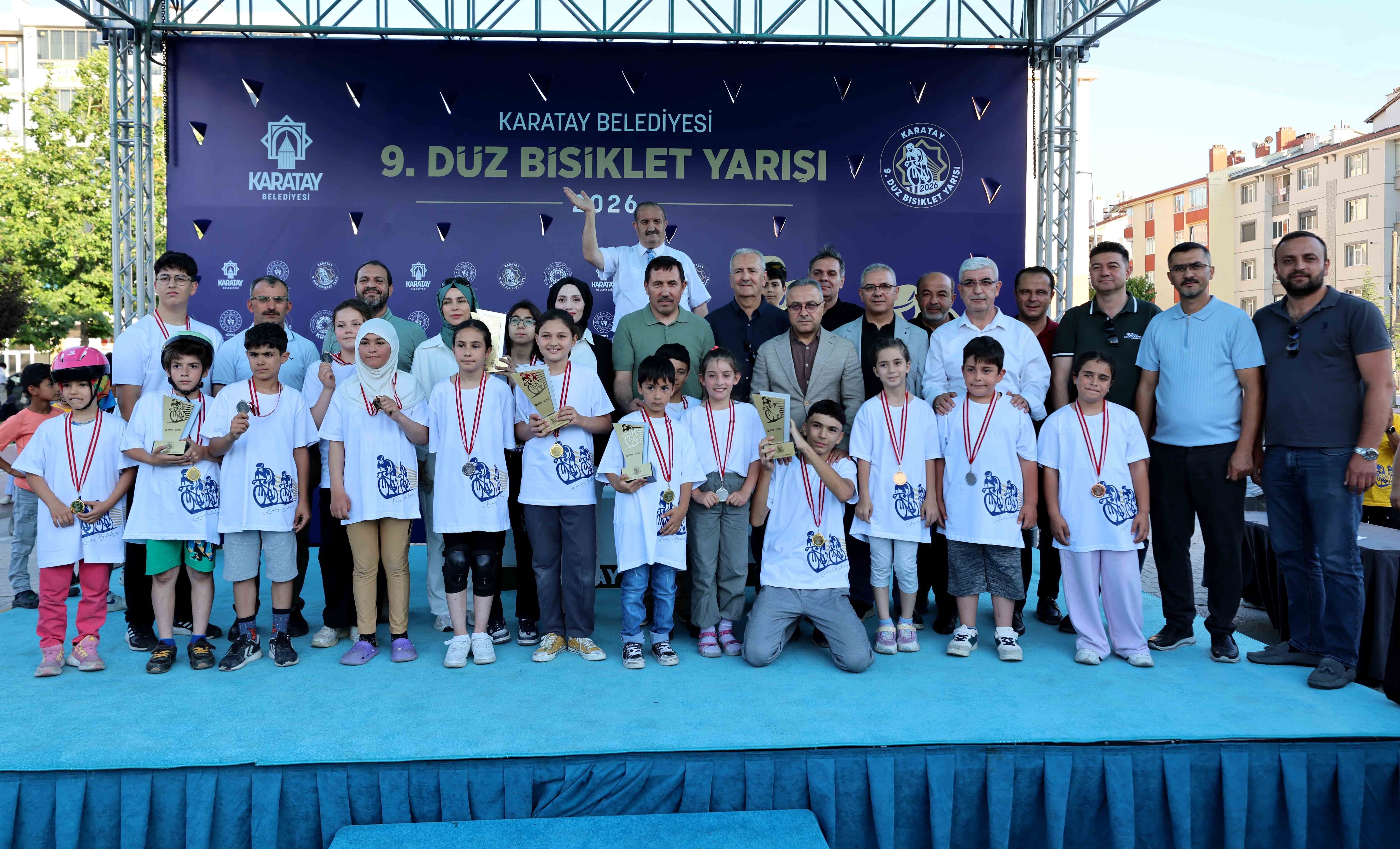 Karatay Beledi̇yesi̇ Düz Bi̇si̇klet Yarişi Yoğun Katilimla Gerçekleşti̇ri̇ldi̇ (13)