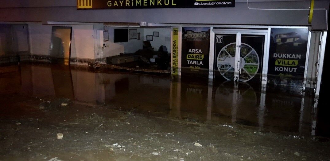 Konya Sel (2)