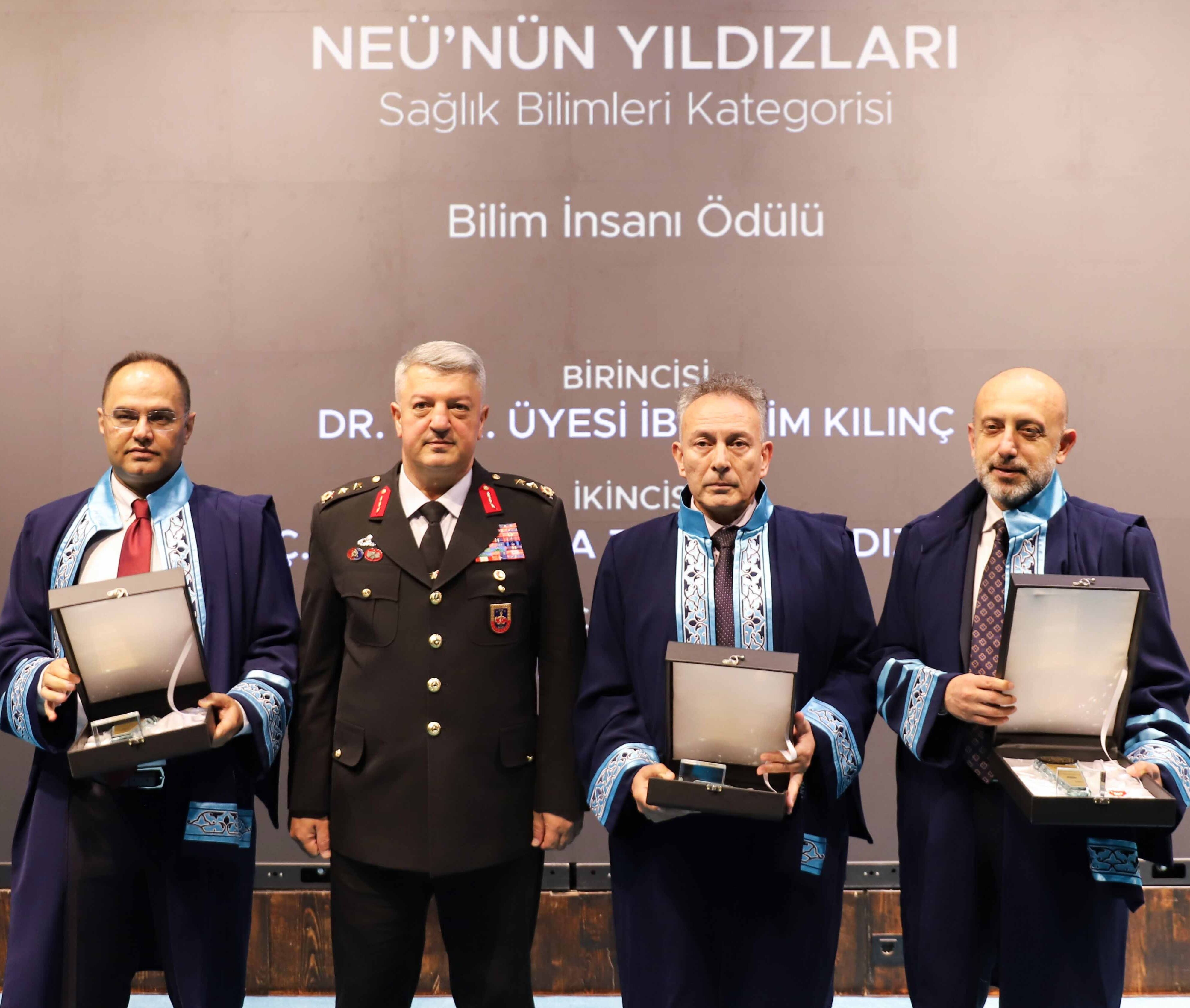 Neü’de Yıldızlar Geçidi (7)