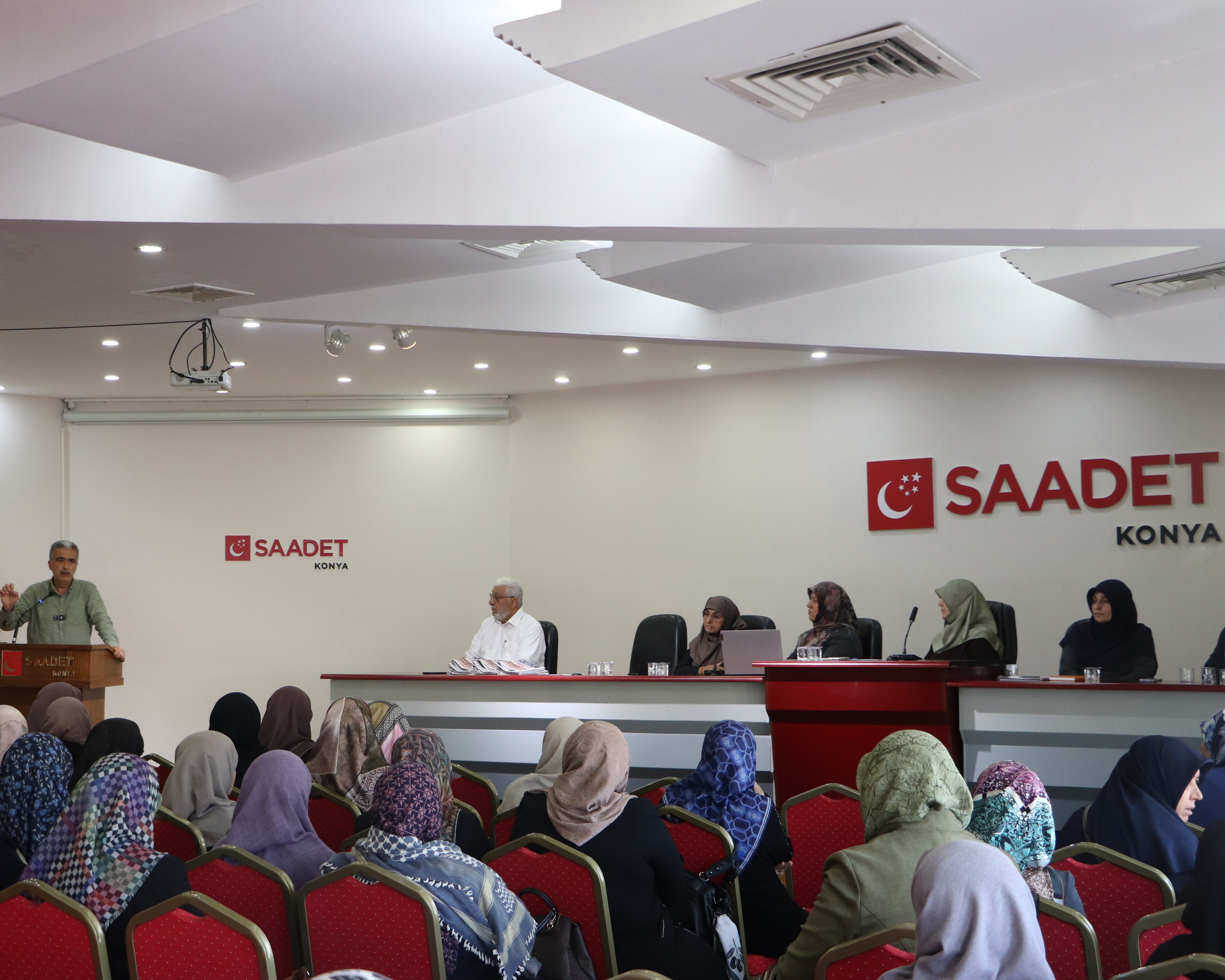 Saadet Konya Kadın (2)-1