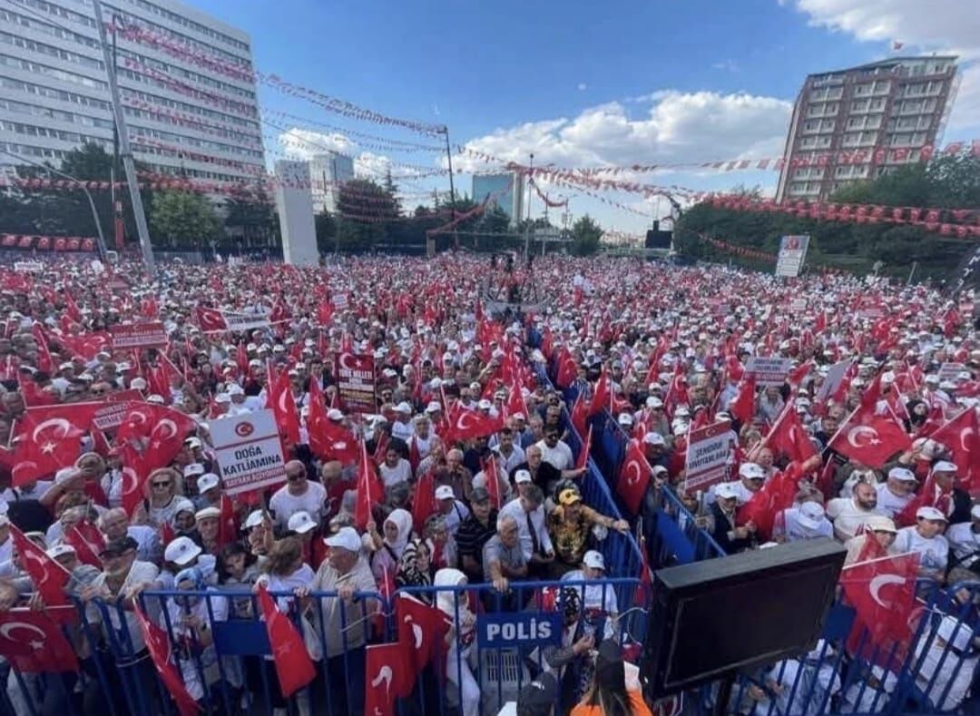 Tandoğan Mi̇ti̇ngi̇ Fotolari (4)