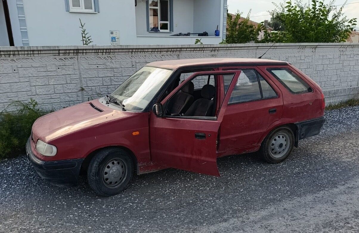 A W754411 02