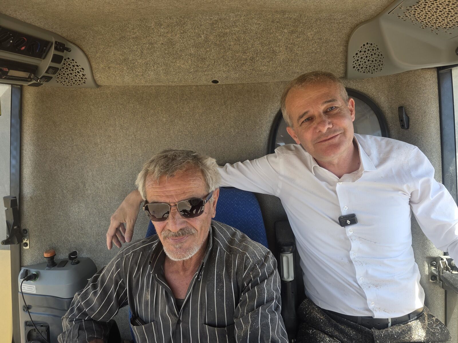 Av.hasan Yel Tarla (4)