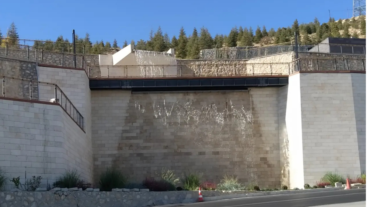 Kırmızı Ve Beyaz Modern Son Dakika Haberleri Youtube Küçük Resmi (5)