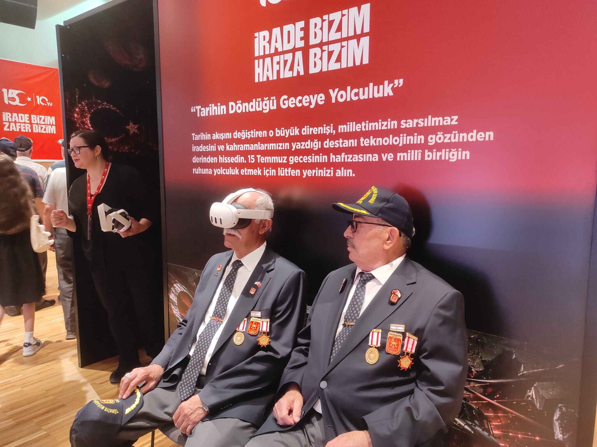 Konya’daki 15 Temmuz Etkinliğinde Gaziler Ve Öğrenciler Buluştu (4)