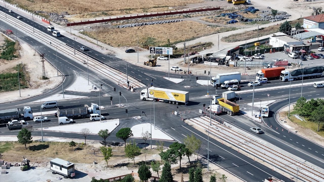 Konya Büyükşehir’den tramvay hattı güzergâhına dev altyapı yatırımı!