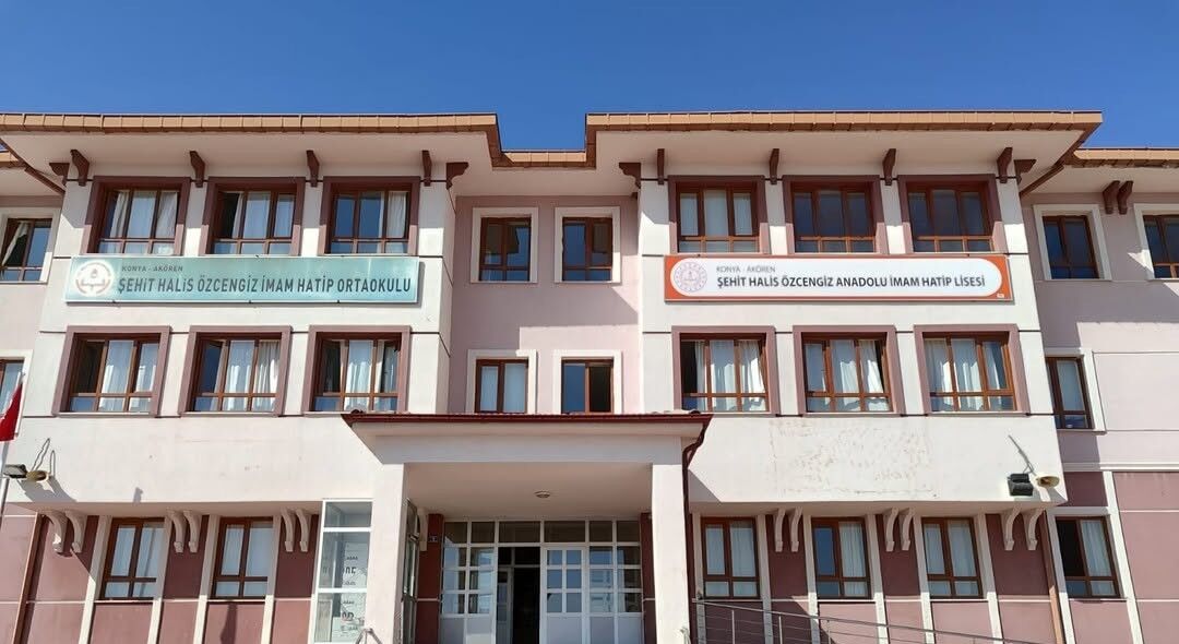 Akören Şehit Halis Özcengiz Anadolu İmam Hatip Lisesi Ve