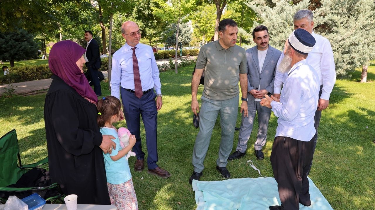 Kırmızı Ve Beyaz Modern Son Dakika Haberleri Youtube Küçük Resmi 2026 08 06T155050.155