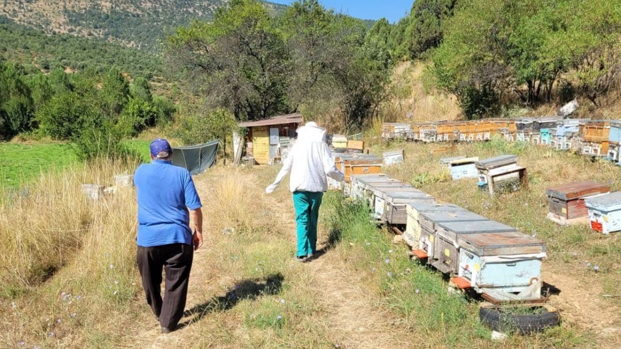 Kırmızı Ve Beyaz Modern Son Dakika Haberleri Youtube Küçük Resmi 2026 08 12T162210.132
