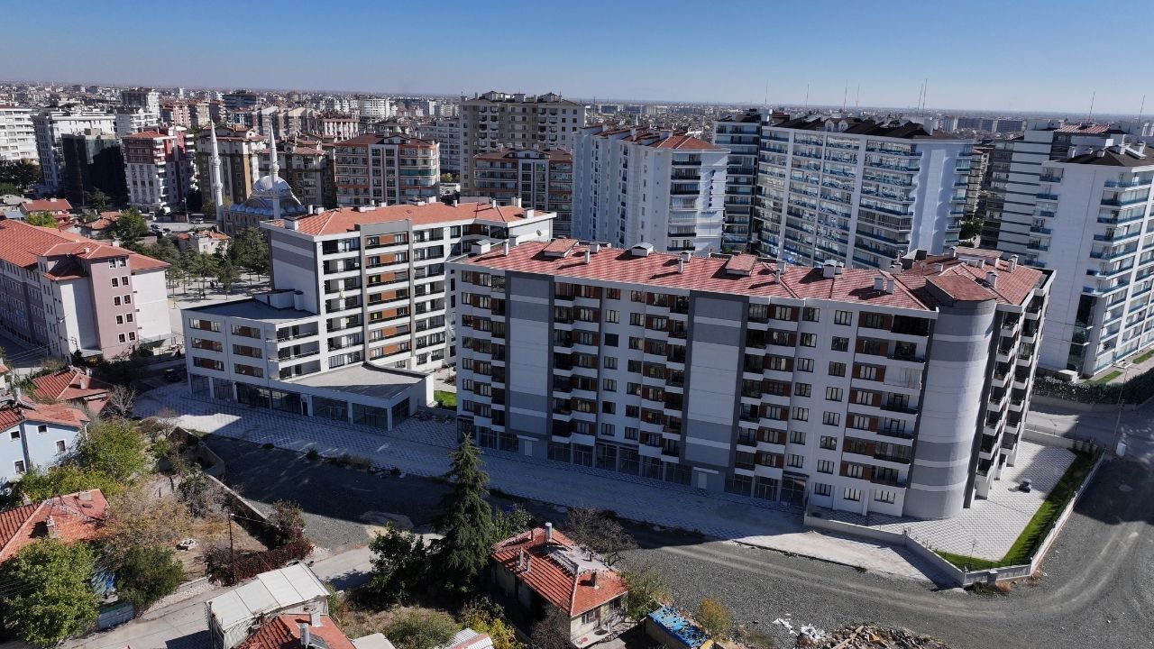 Kırmızı Ve Beyaz Modern Son Dakika Haberleri Youtube Küçük Resmi 2026 08 26T161003.496