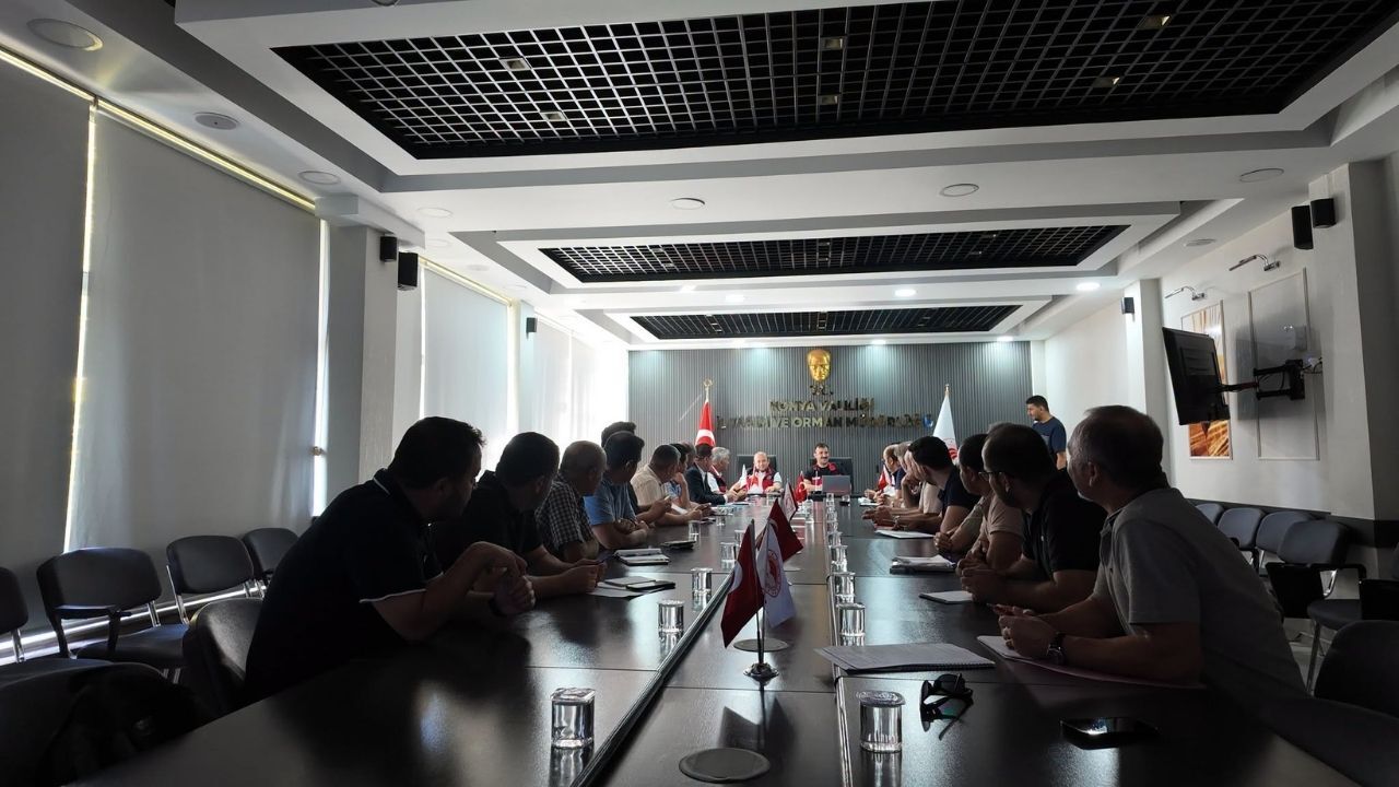 Kırmızı Ve Beyaz Modern Son Dakika Haberleri Youtube Küçük Resmi 2026 08 27T145206.341