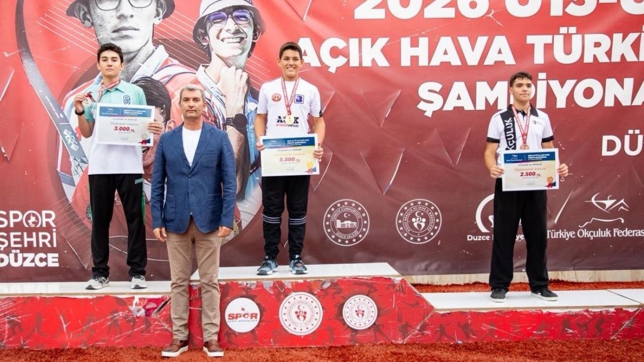 Kırmızı Ve Beyaz Modern Son Dakika Haberleri Youtube Küçük Resmi 2026 08 31T100843.943