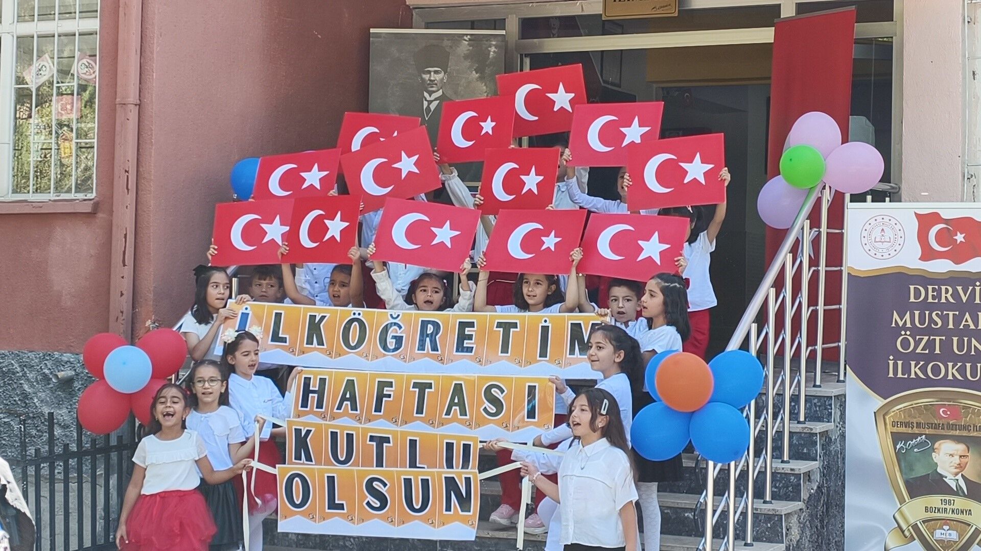 Bozkır’da ders zili çaldı: Minik öğrencilerin ilköğretim haftası heyecanı!