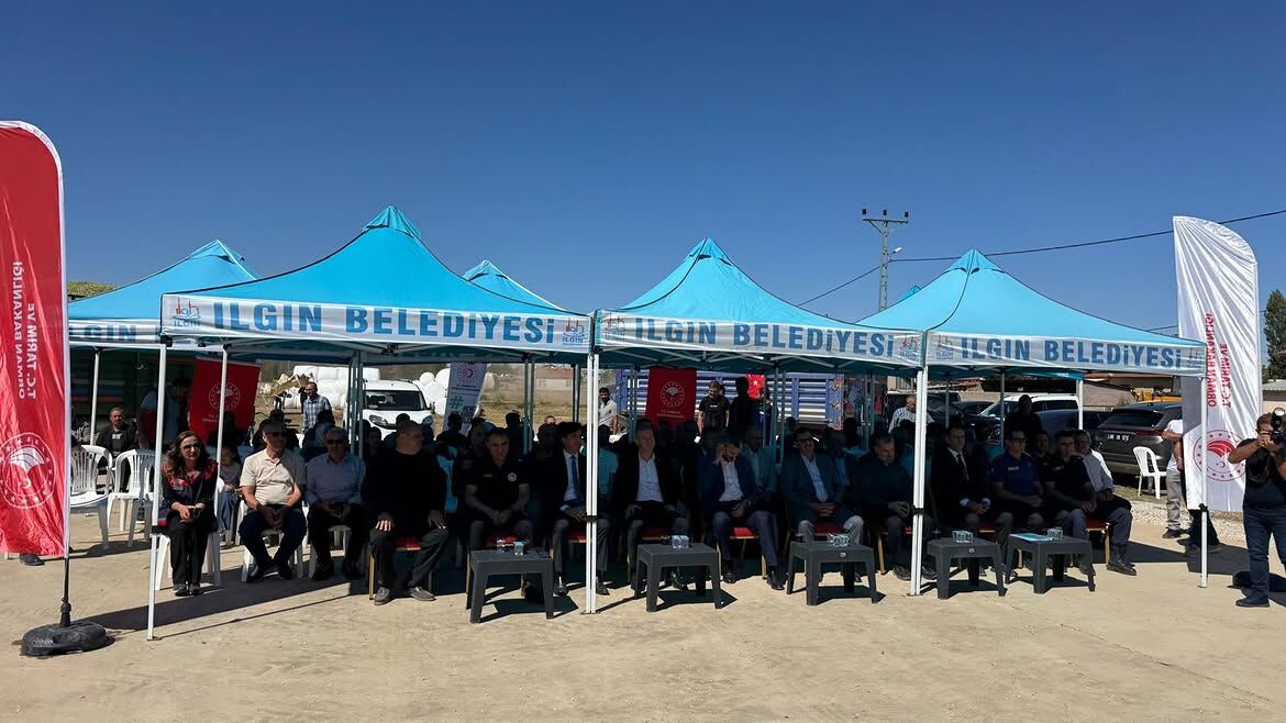 🌽 Ilgin Si̇laj Paketleme Projesi̇ Maki̇ne Tesli̇m Töreni̇ Gerçekleşti̇ri̇ldi̇ 🚜📌 İl Müdürlüğümüz Koor (2)