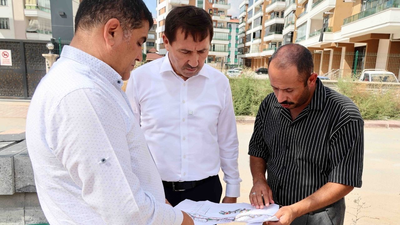 Kırmızı Ve Beyaz Modern Son Dakika Haberleri Youtube Küçük Resmi 2026 09 06T102045.598