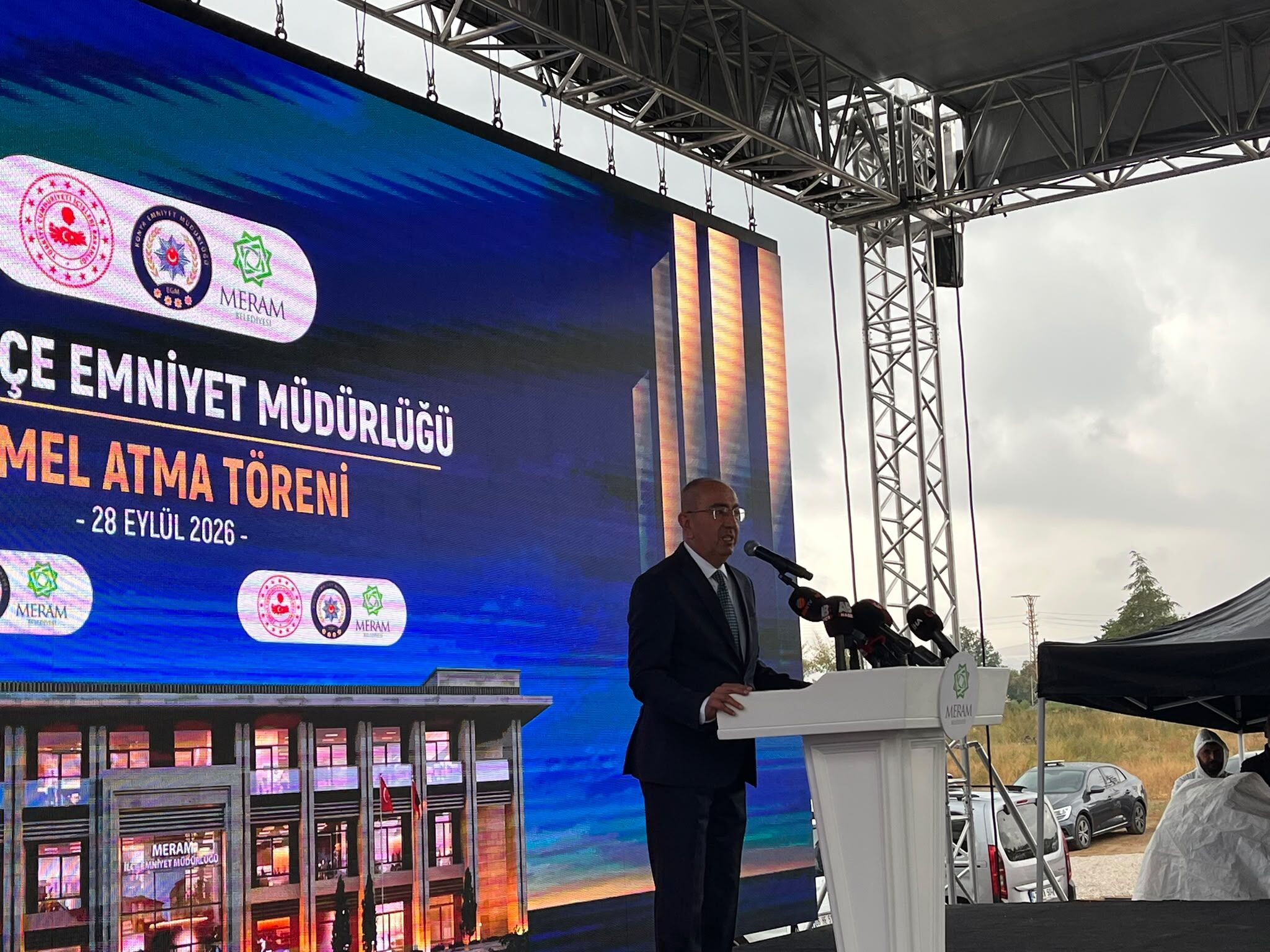 Yeni Emniyet Binası Temel Atma 3