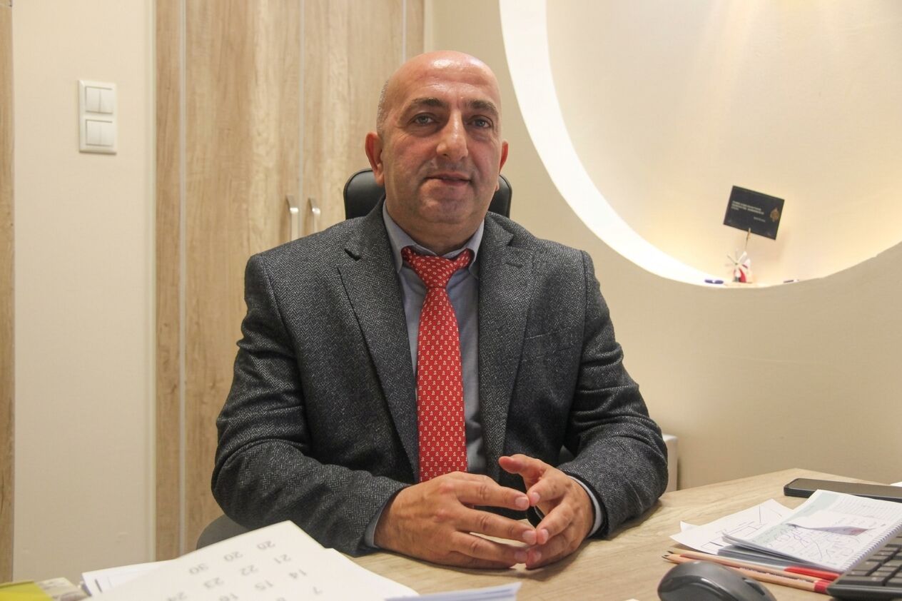 3 Ercan Zeki Gedik