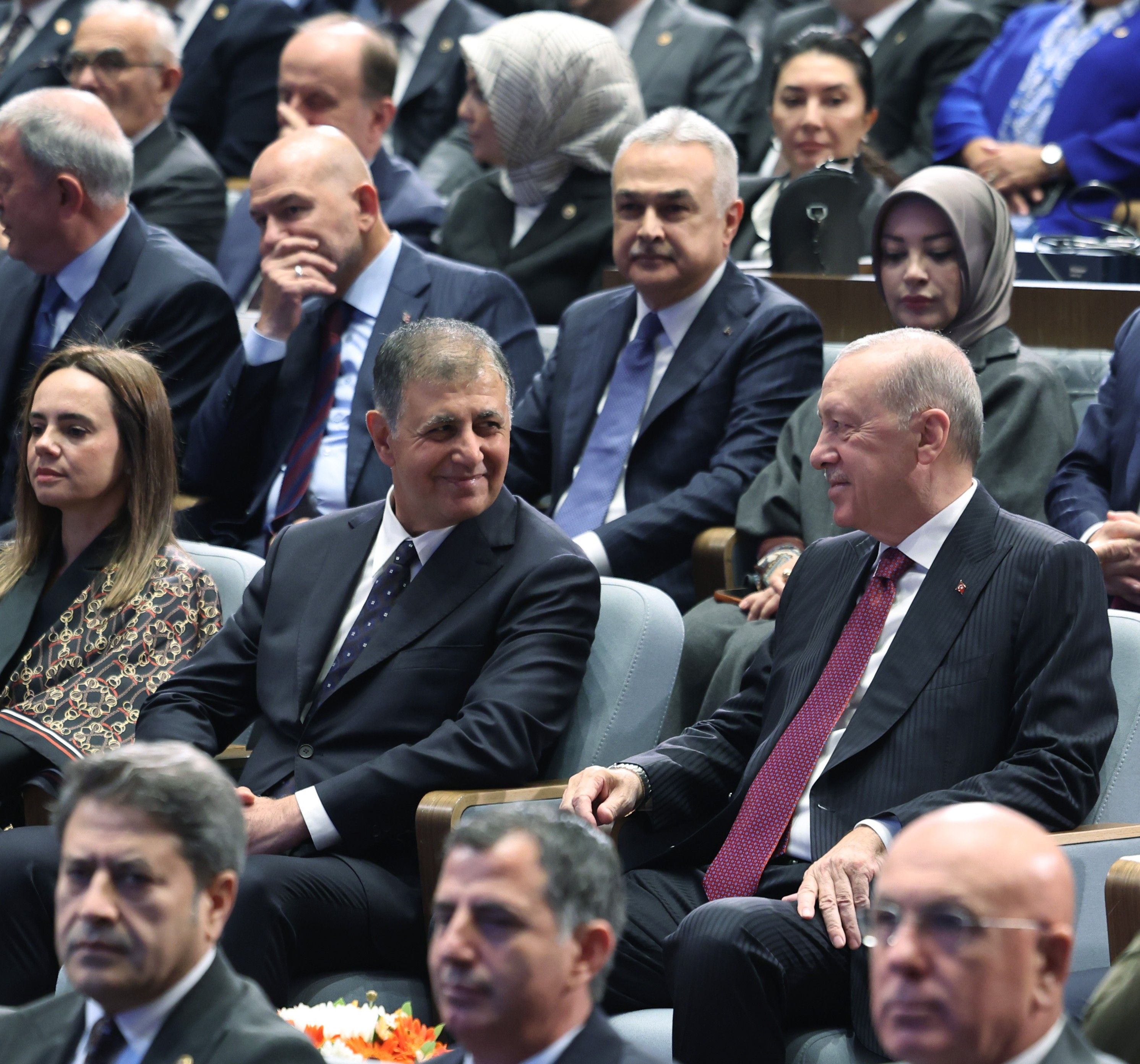 İzmir Büyükşehir, AK Parti'ye geçti