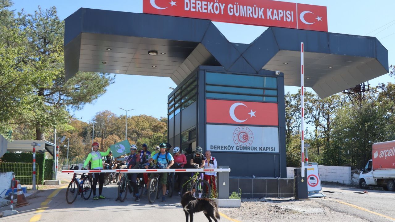 Kırmızı Ve Beyaz Modern Son Dakika Haberleri Youtube Küçük Resmi 2026 10 07T150249.643