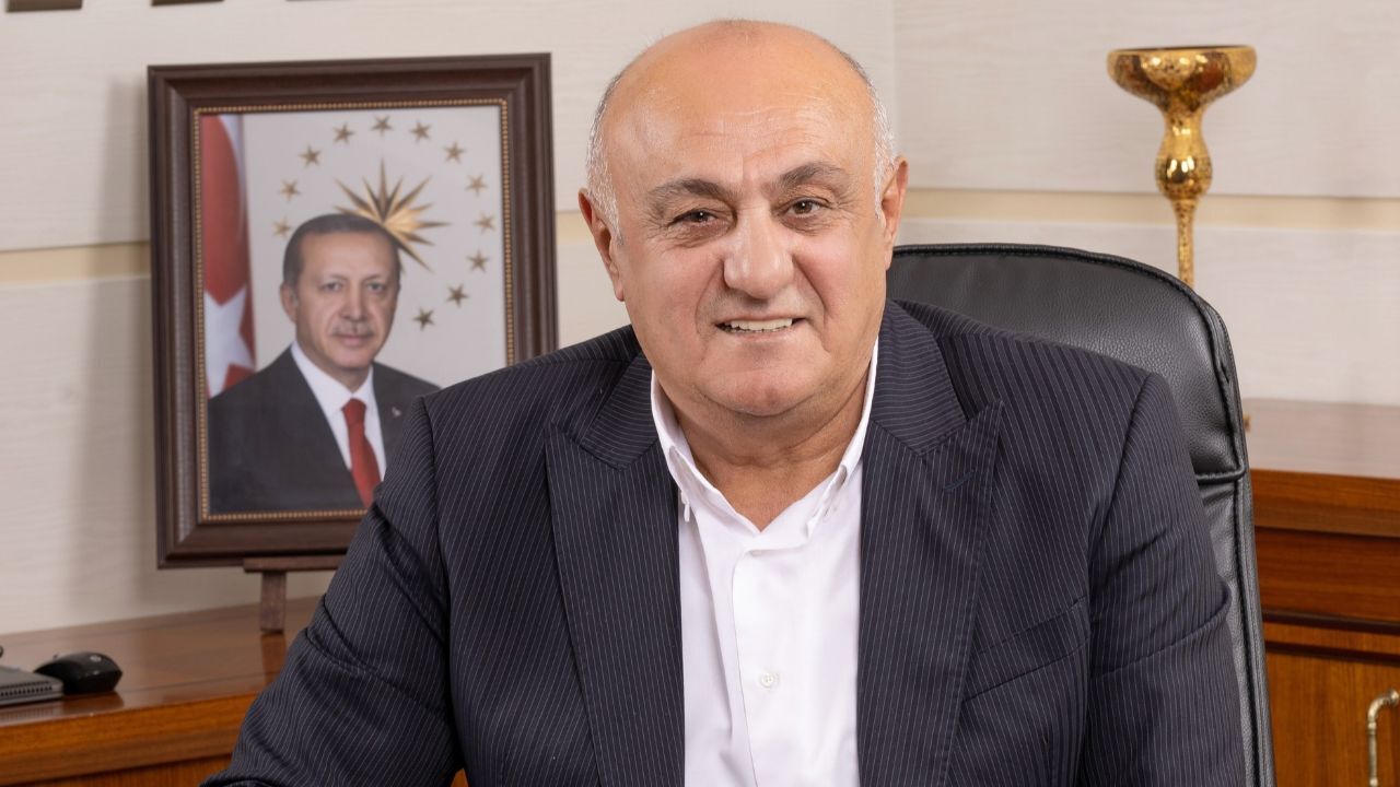 Kırmızı Ve Beyaz Modern Son Dakika Haberleri Youtube Küçük Resmi 2026 10 08T163842.686