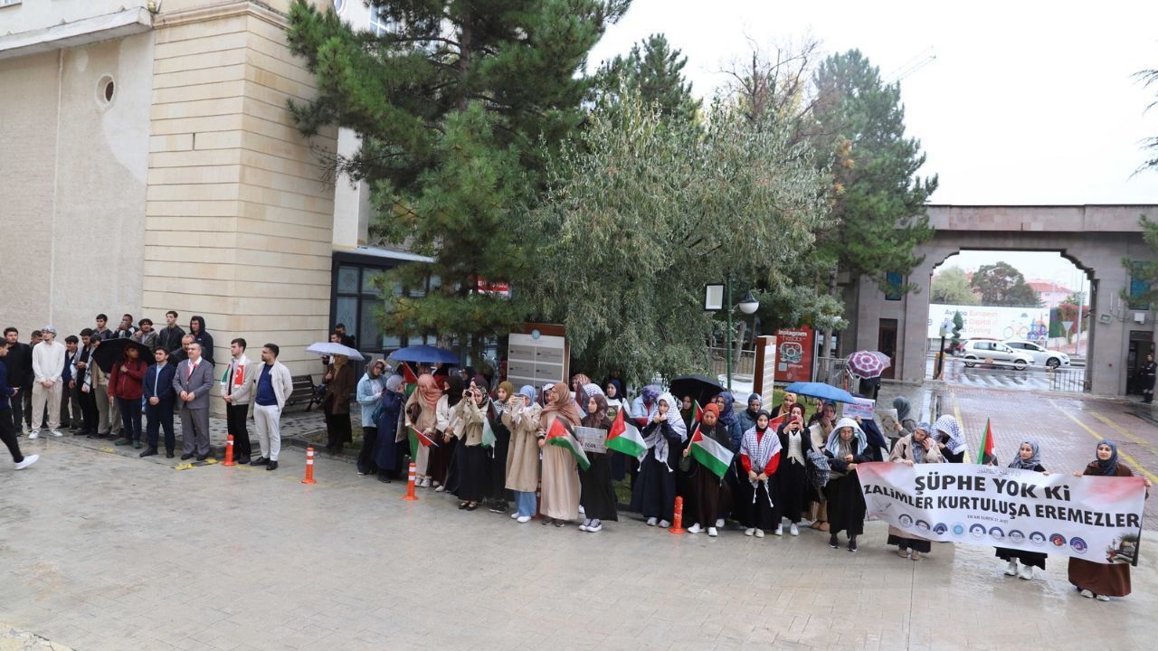 Kırmızı Ve Beyaz Modern Son Dakika Haberleri Youtube Küçük Resmi 2026 10 14T172923.118
