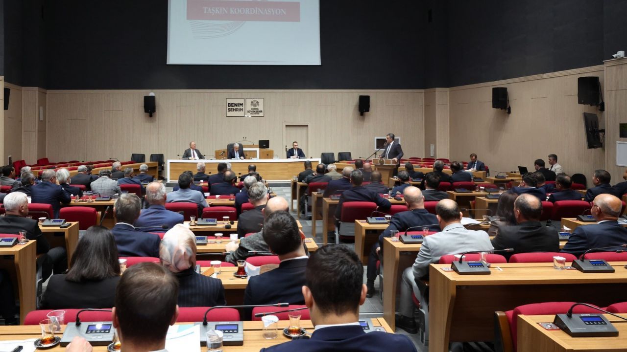 Kırmızı Ve Beyaz Modern Son Dakika Haberleri Youtube Küçük Resmi 2026 10 21T115008.333
