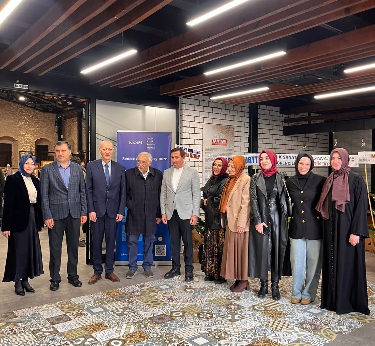 “Sadece Klasik” Sanat Sergisi Açıldı (4)