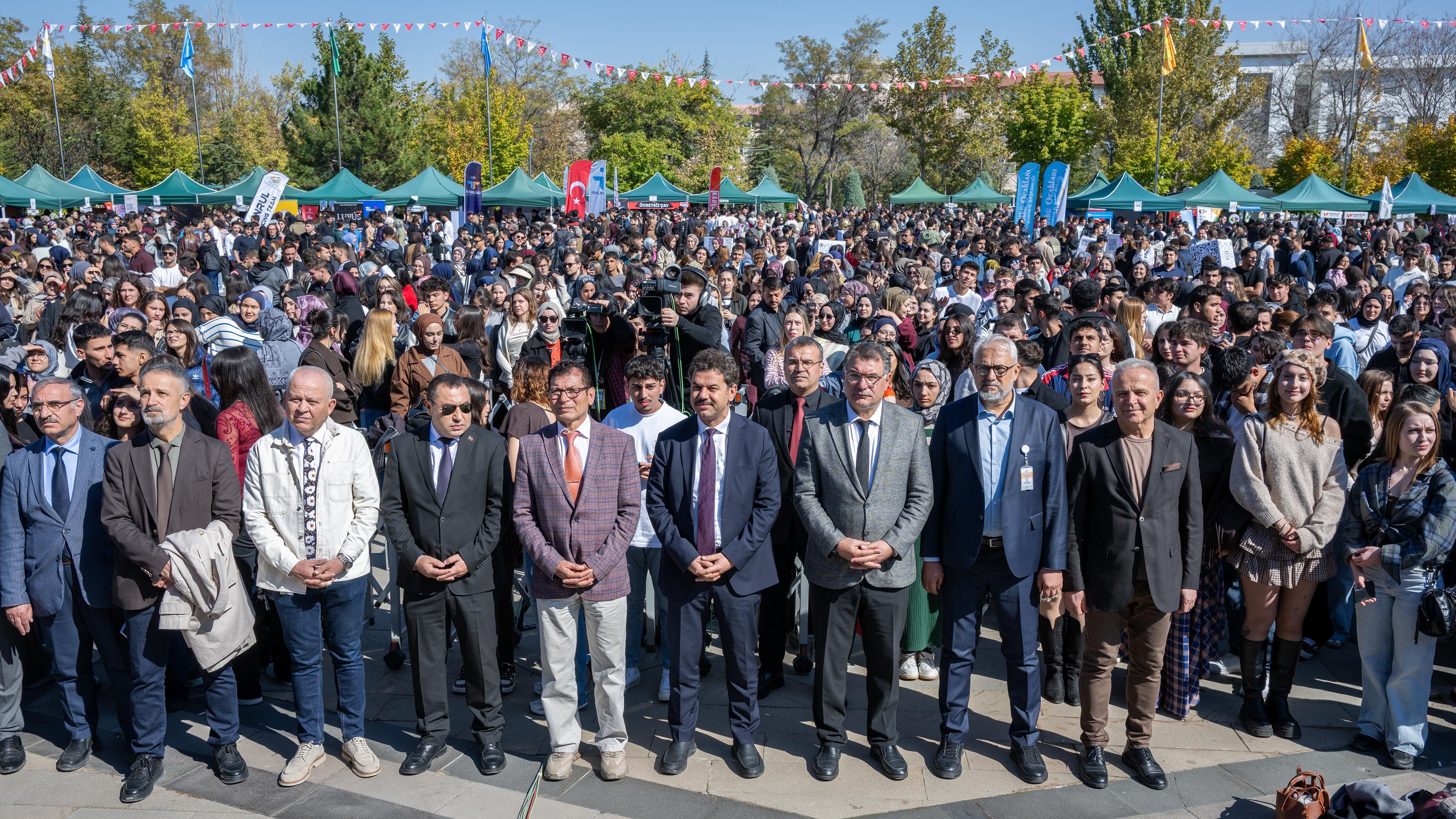 Selçuk Üniversitesinde Tanışma Şenliği Başladı (2)
